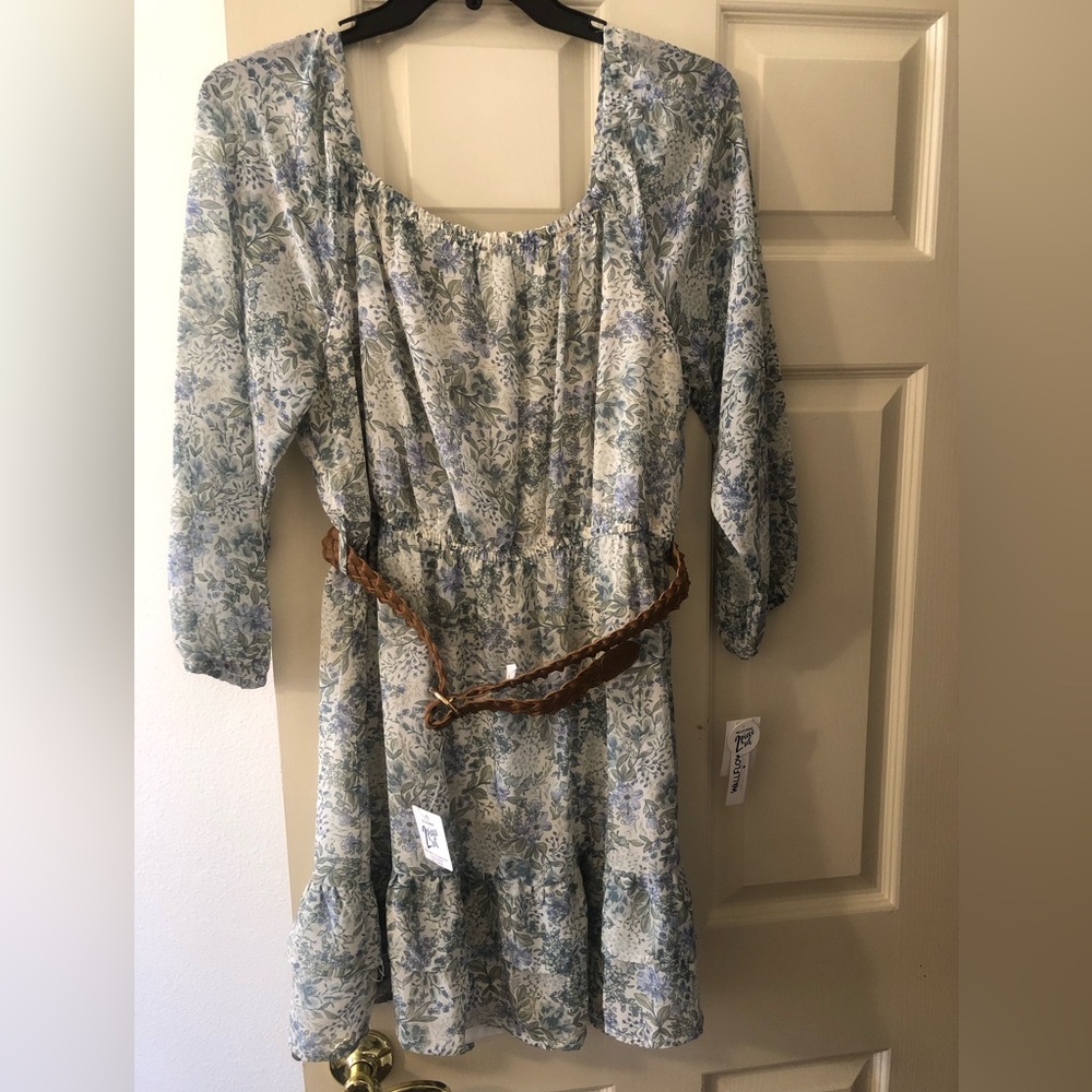 Floral Scoop-Neck Women’s Dress with Belt - Blue/Green